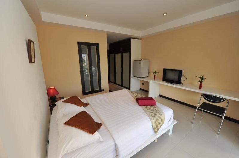Le Parrots-Inn Praia de Jomtien Quarto foto